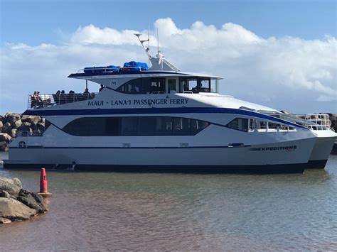 boat from honolulu to hilo.